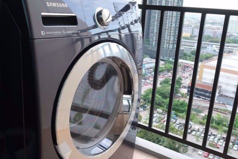 Condo in Thonburi, Bangkok, Thailand, 1 bedroom № 76644 - photo 15