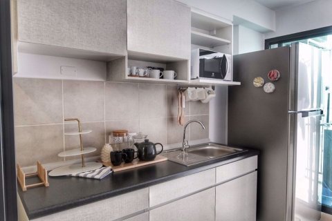 Condo in Thonburi, Bangkok, Thailand, 1 bedroom № 76644 - photo 13