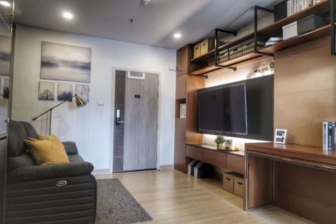 Condo in Thonburi, Bangkok, Thailand, 1 bedroom № 76644 - photo 10