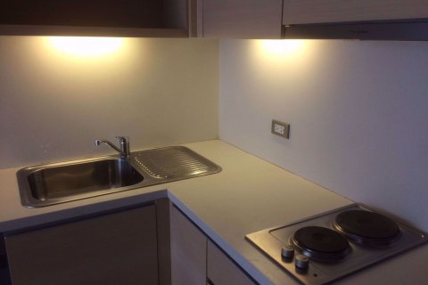 Eigentumswohnung in Watthana, Bangkok, Thailand, 1 Schlafzimmer № 76641 - Foto 4