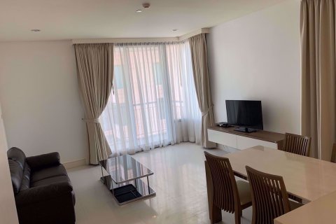 Condo in Bangkok, Thailand, 2 bedrooms in Aguston Sukhumvit 22 № 111226