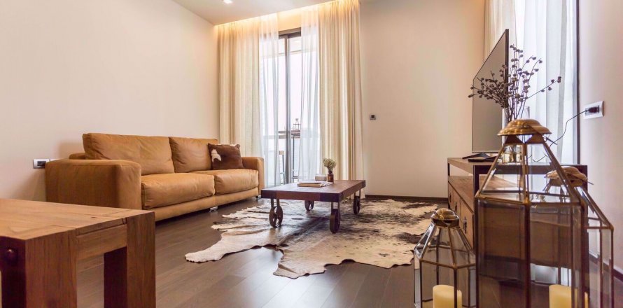 Condo in Bangkok, Thailand, 2 bedrooms in The XXXIX By Sansiri № 111229
