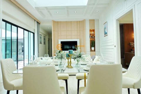 Estudio en Bang Lamung, Tailandia № 100301 - foto 23