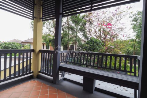 Casa de 4 dormitorios en Bang Lamung, Tailandia № 123437 - foto 18