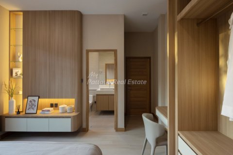 Casa de 3 dormitorios en Bang Lamung, Tailandia № 123436 - foto 14