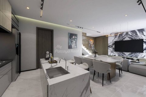 Casa de 4 dormitorios en Pattaya, Tailandia № 123438 - foto 4