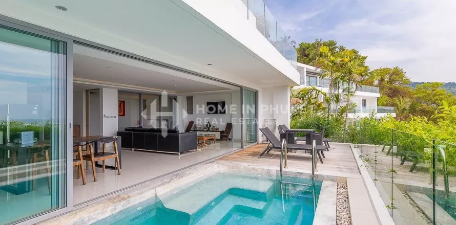 Condominio de 2 dormitorios en Kata, Tailandia № 130999