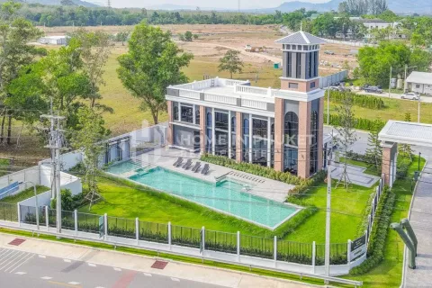 Casa de 5 dormitorios en Phuket, Tailandia № 130886 - foto 3