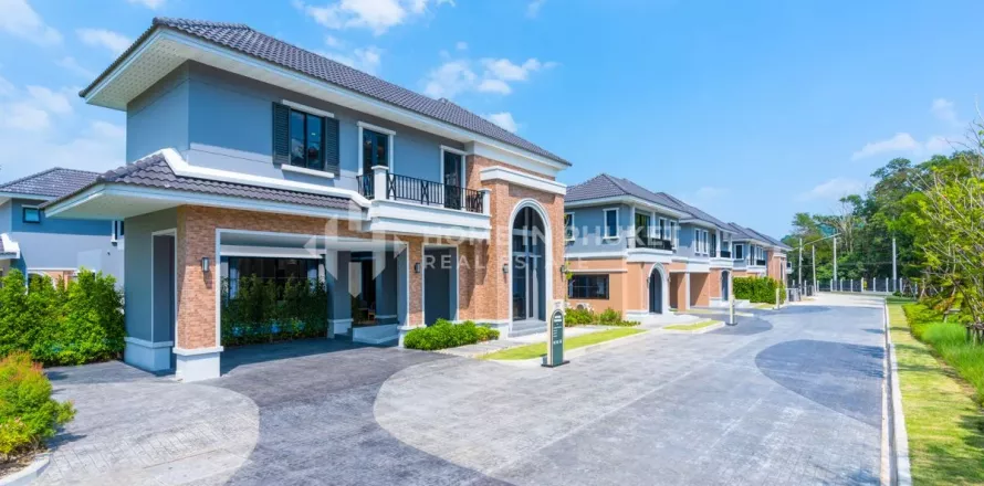Casa de 5 dormitorios en Phuket, Tailandia № 130886